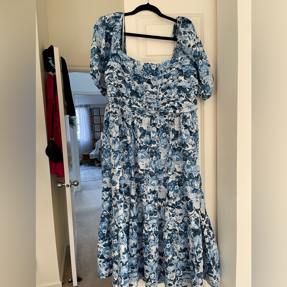 Abercrombie and fitch midi dress